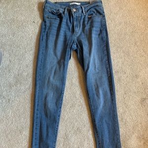 High rise skinny Levi’s